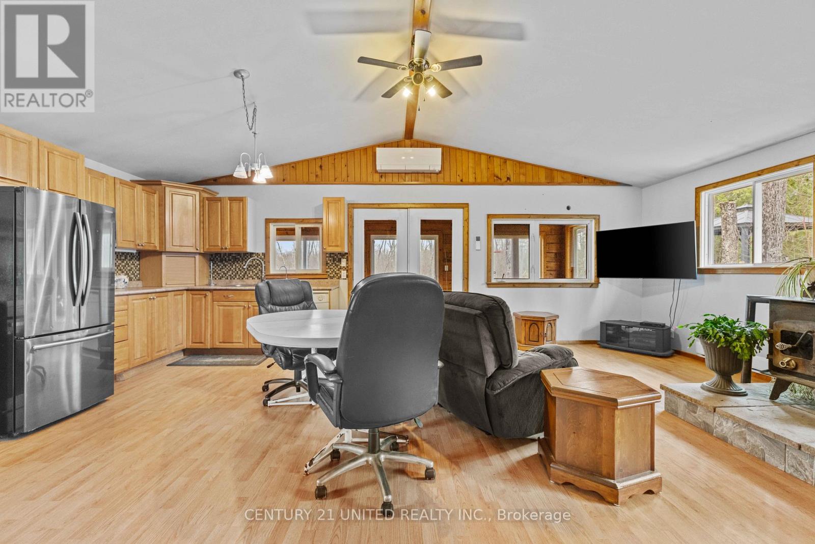 1612 SHANICK ROAD - 8