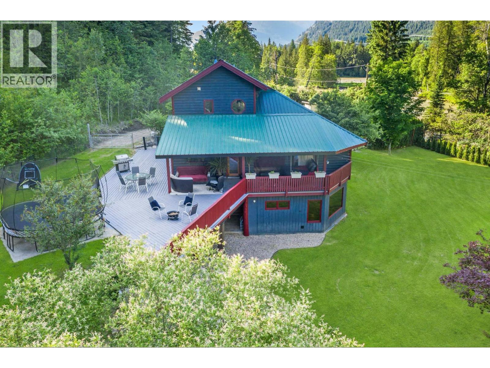 2809 Slocan Valley West Road - 5