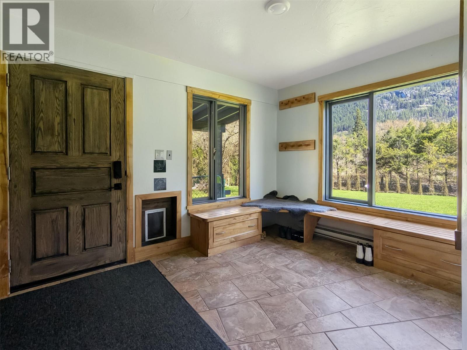2809 Slocan Valley West Road - 30