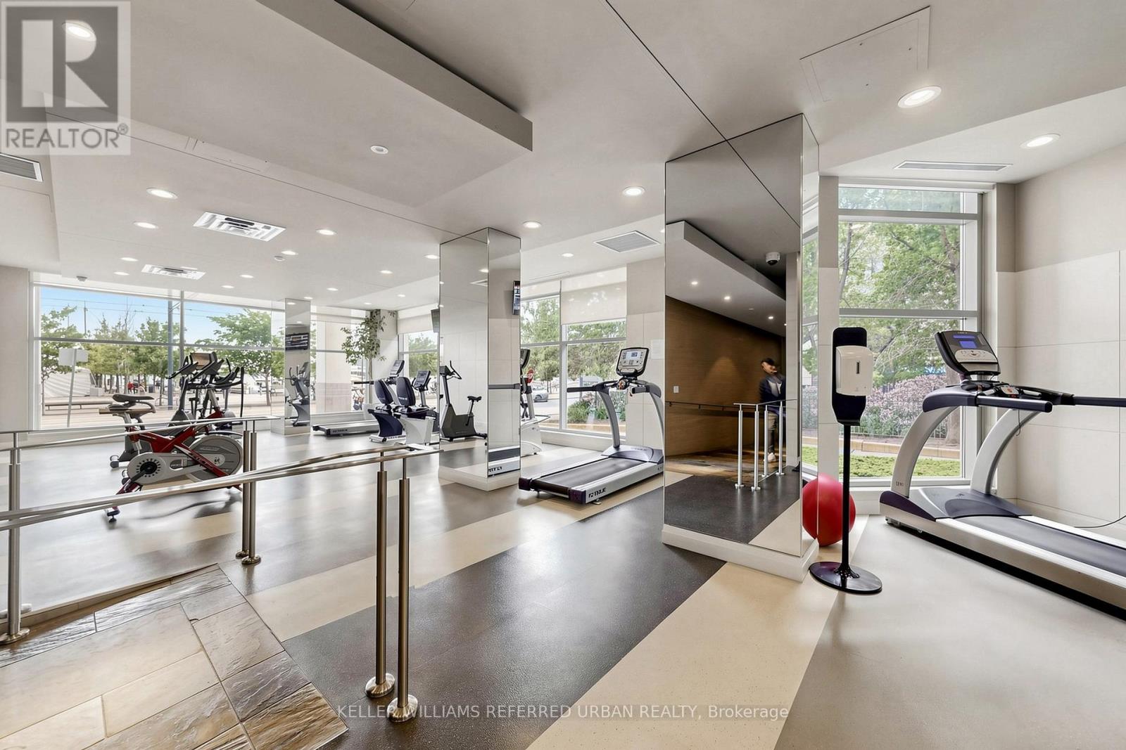 #2325 230 QUEENS QUAY W - 33