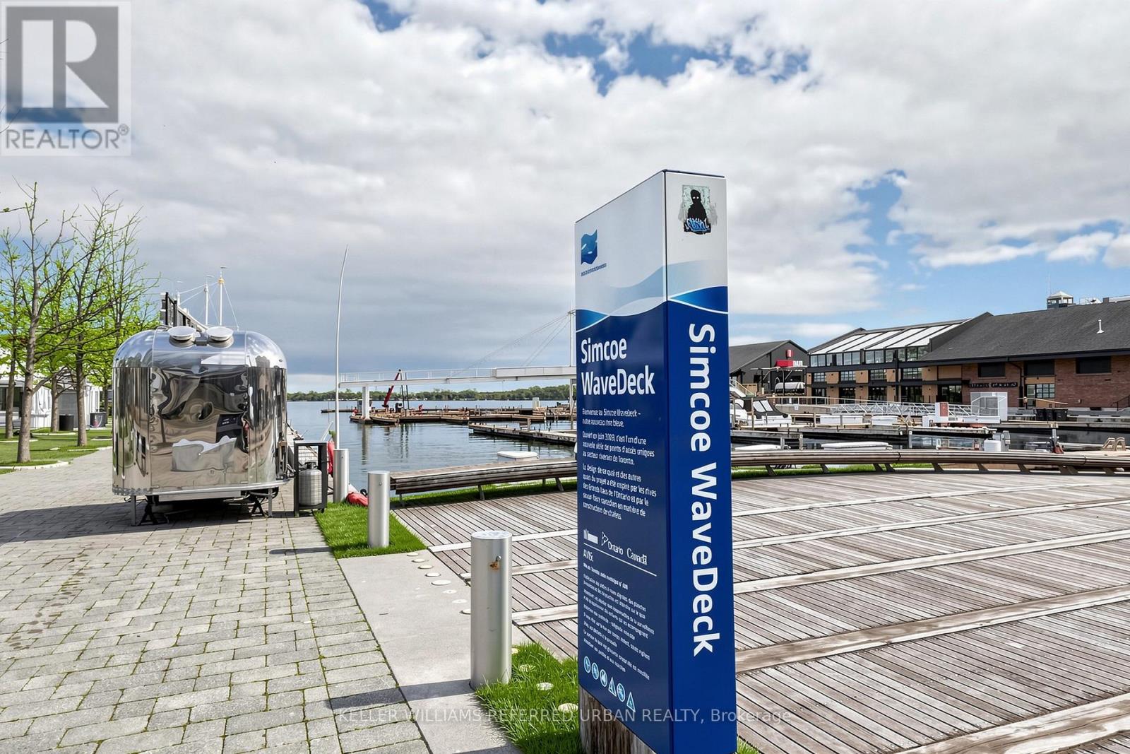 #2325 230 QUEENS QUAY W - 42