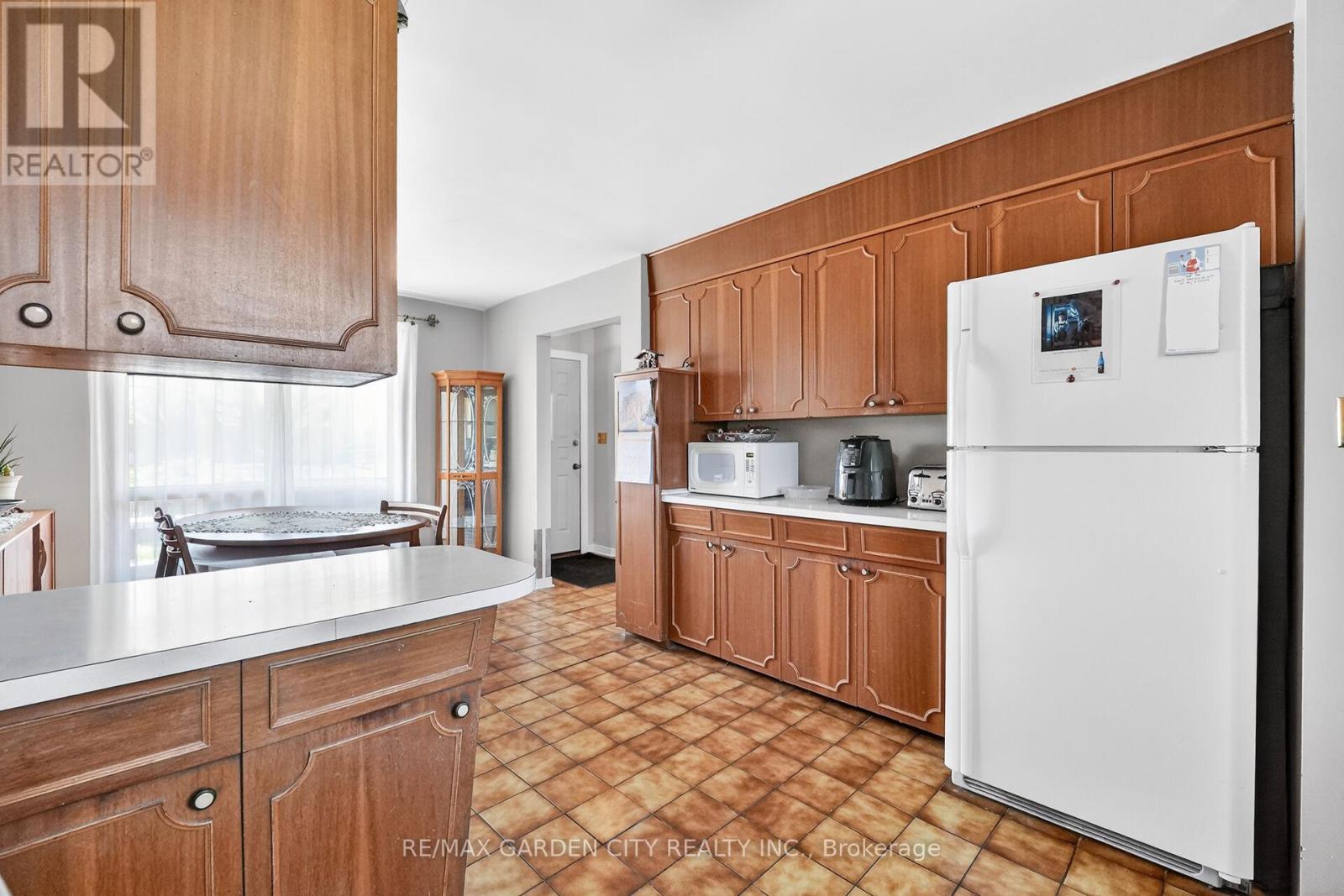 5 LOCKVIEW CRESCENT — photo 7