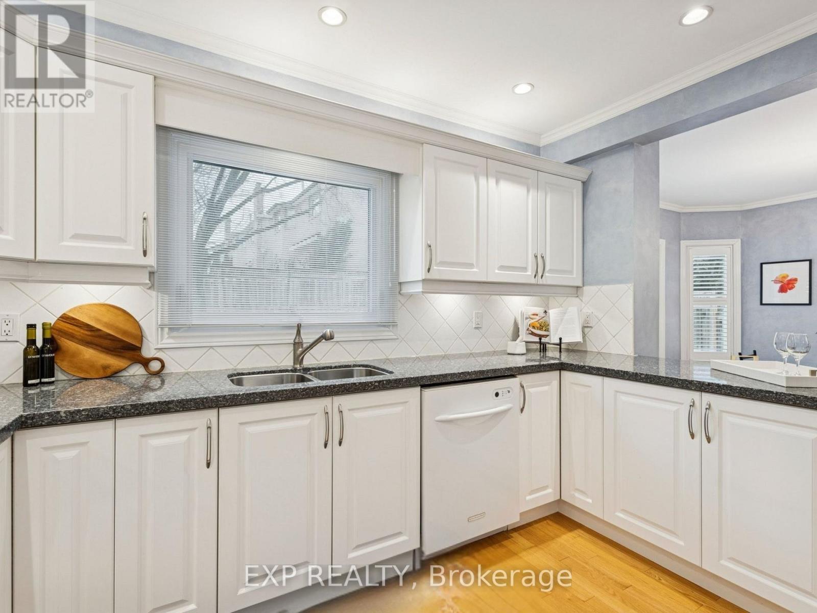 209 NOTTINGHAM DRIVE - 16