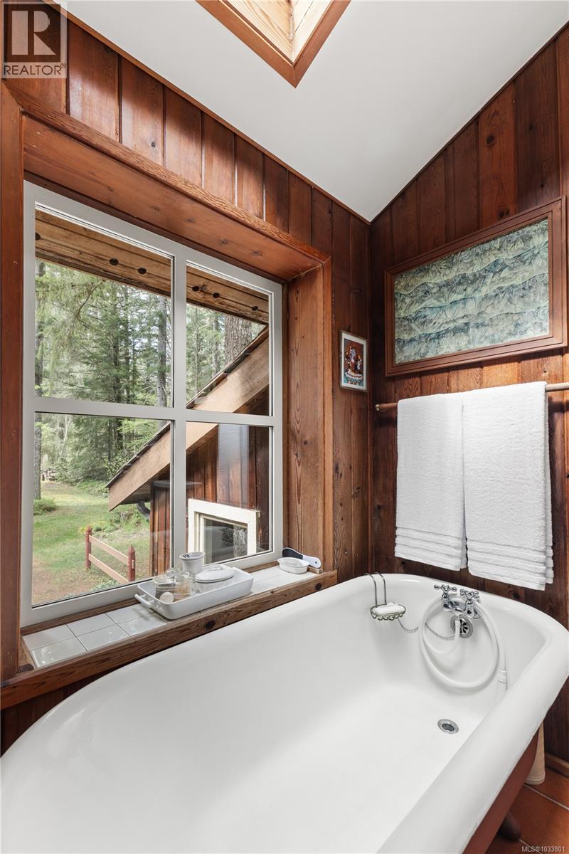 3856 Dohm Rd - 24