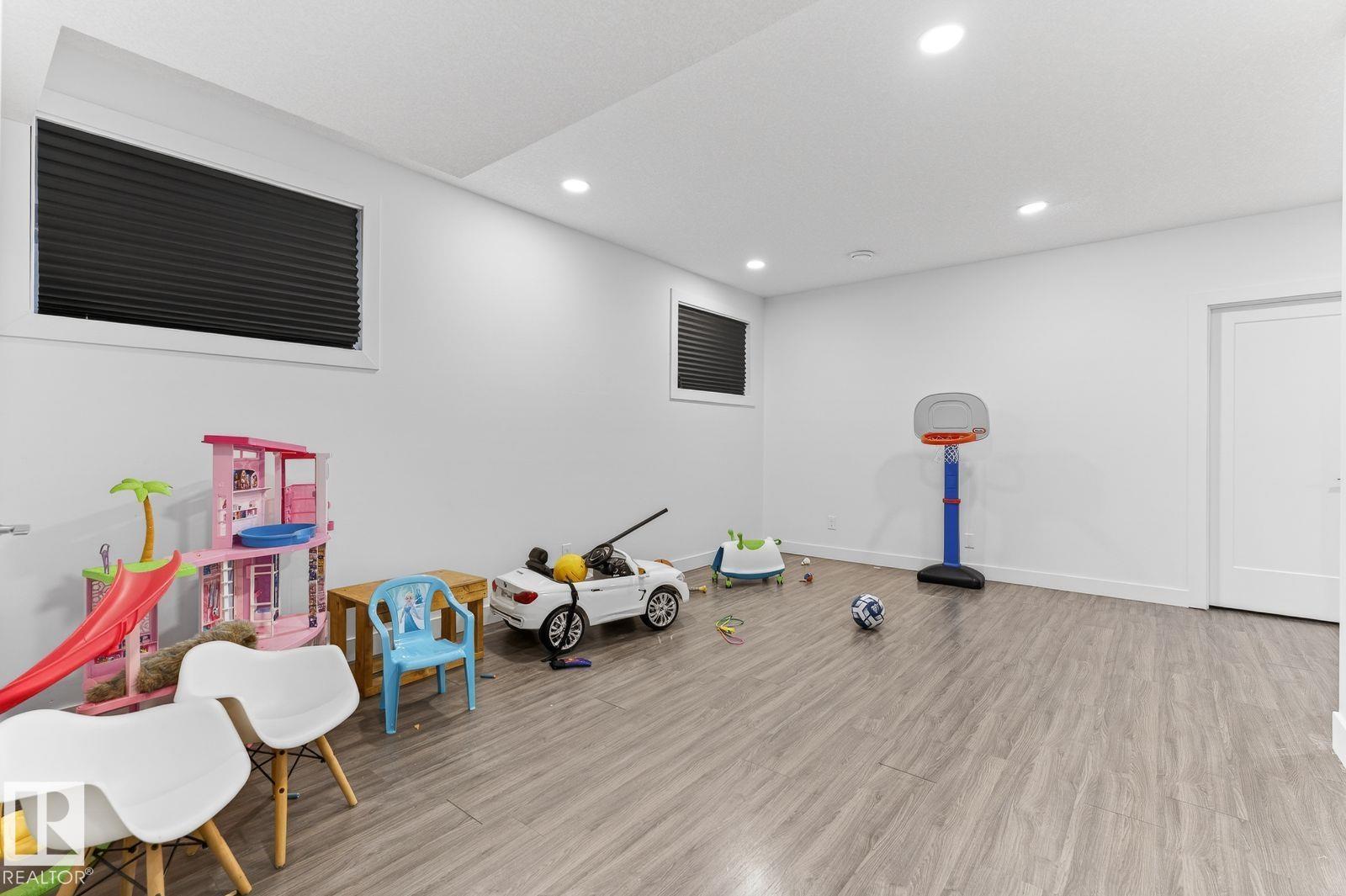 793 WINDERMERE WD NW, Edmonton