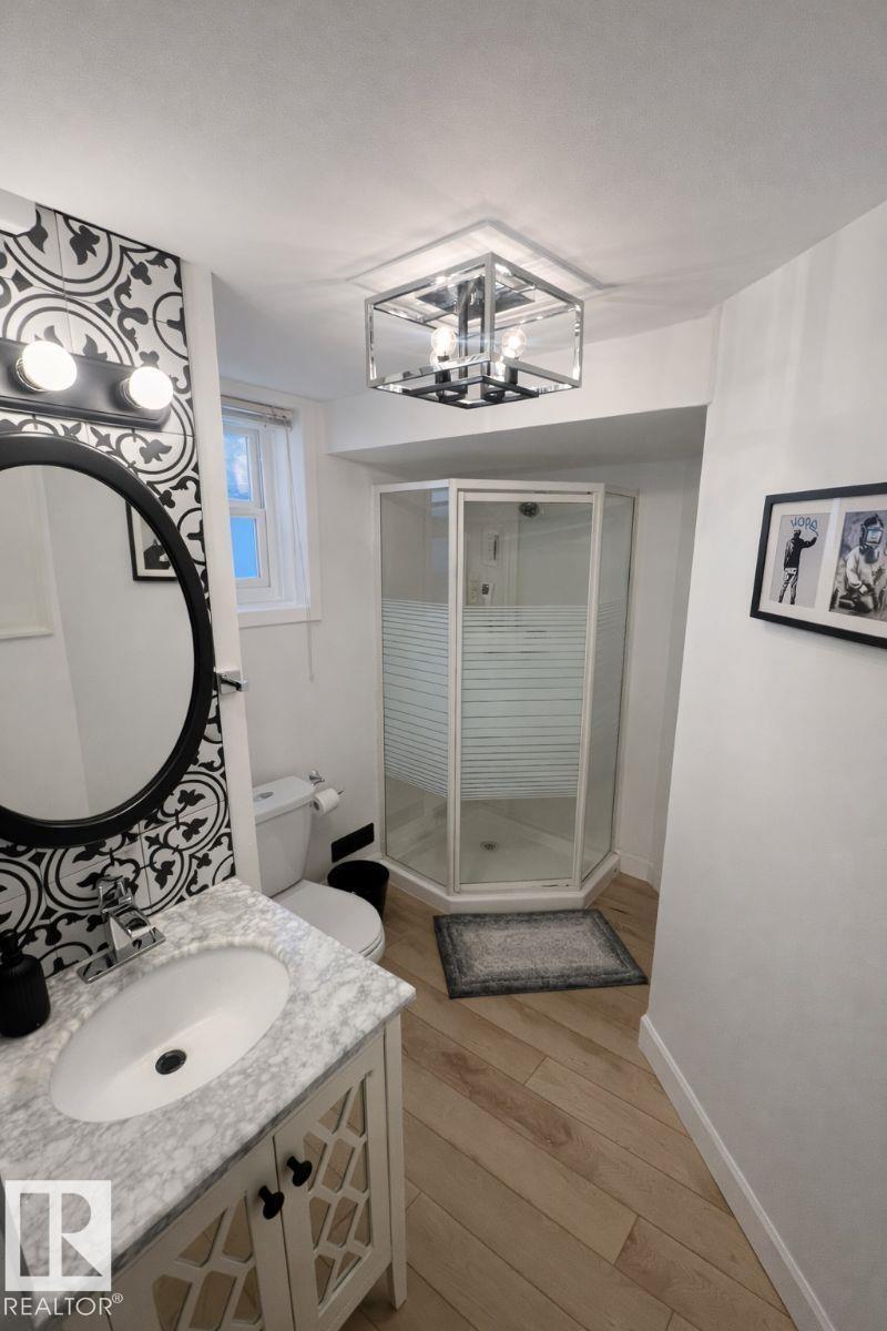 14520 104 AV NW, Edmonton