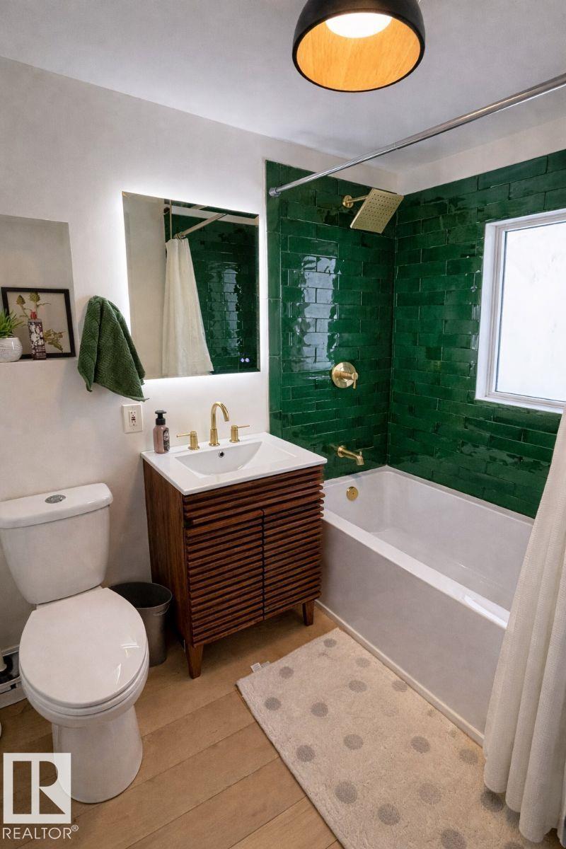 14520 104 AV NW, Edmonton