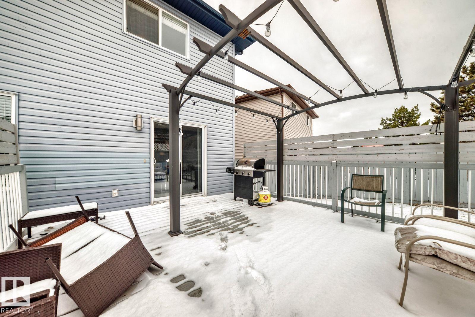 715 HUDSON PL NW, Edmonton