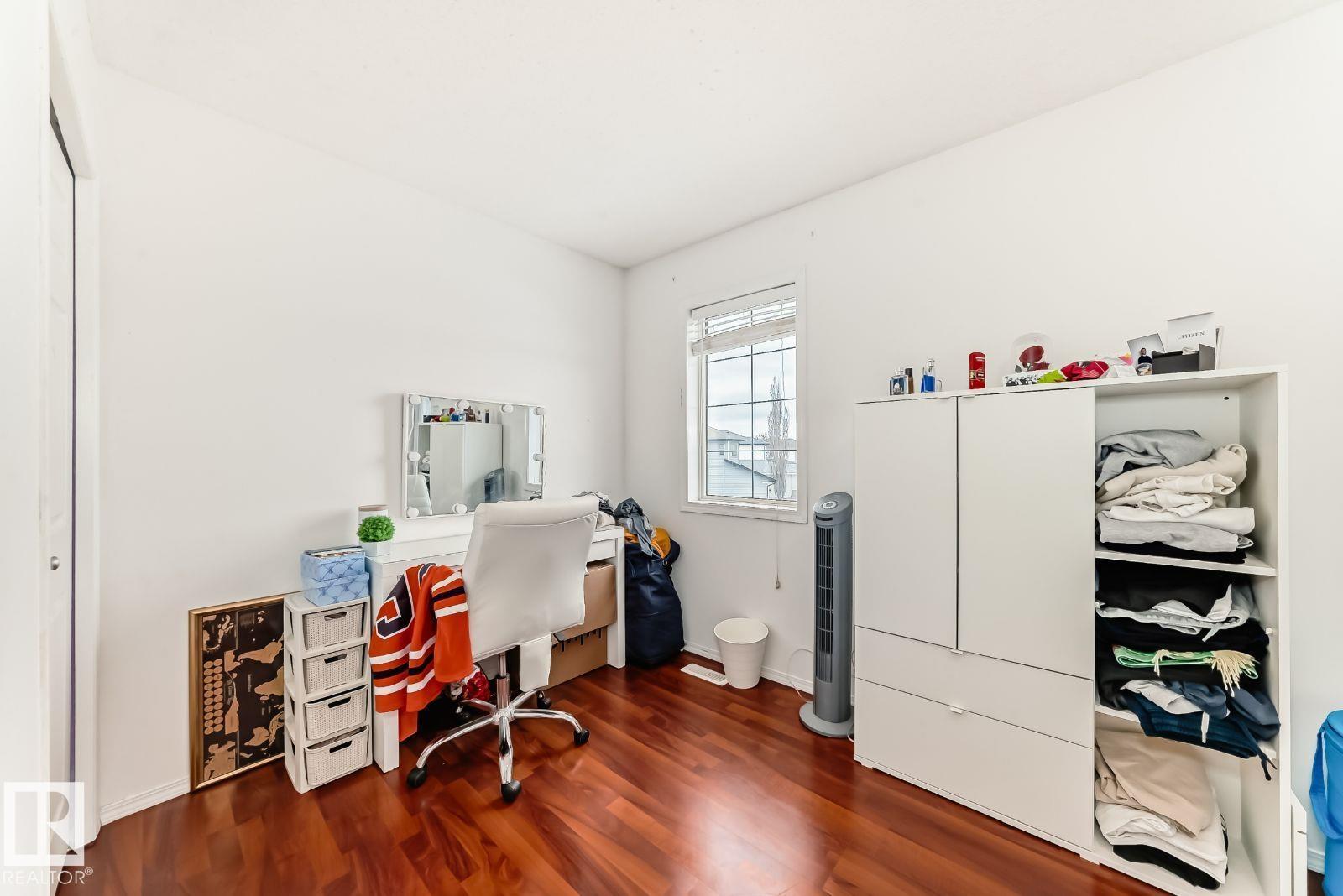 715 HUDSON PL NW, Edmonton