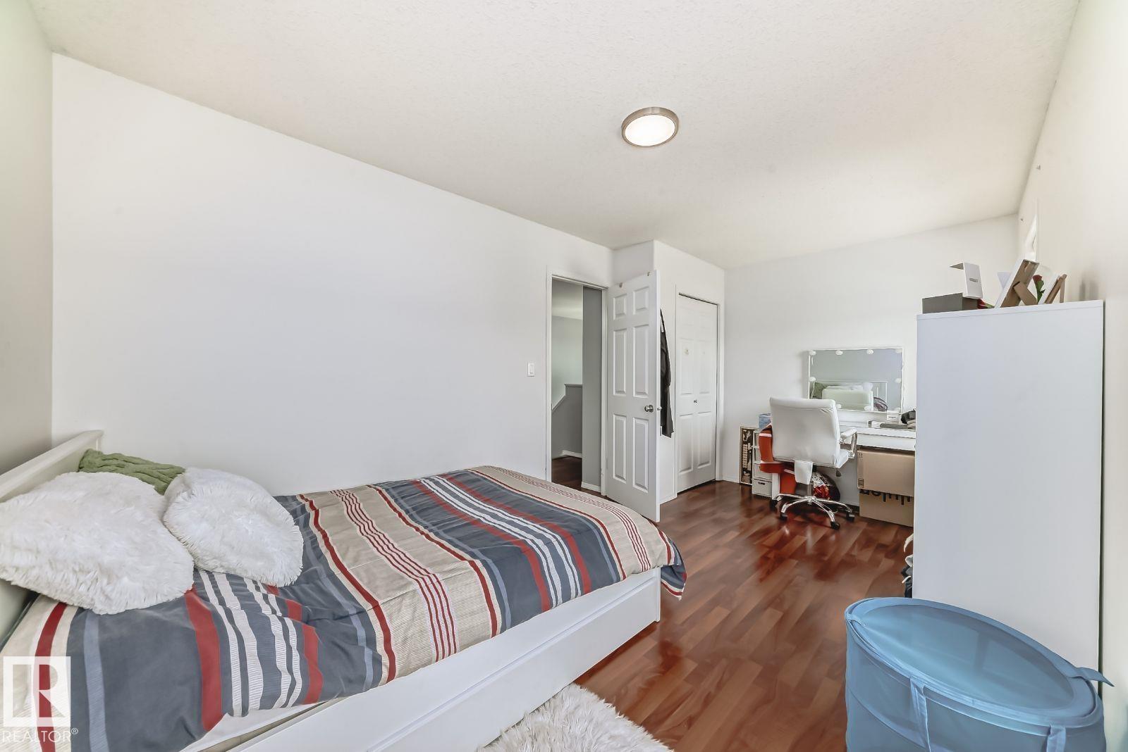 715 HUDSON PL NW, Edmonton