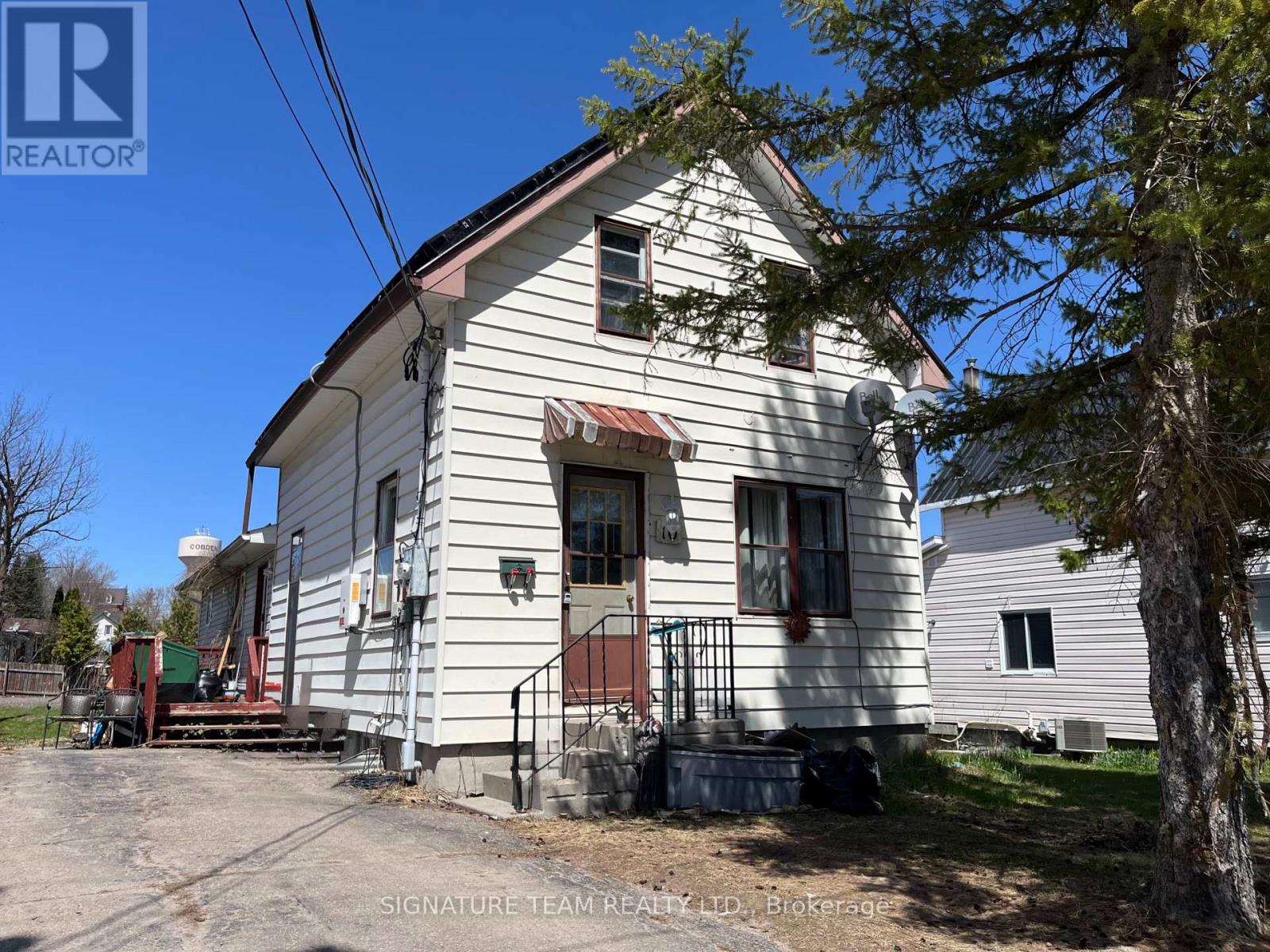 10 MEADOW STREET