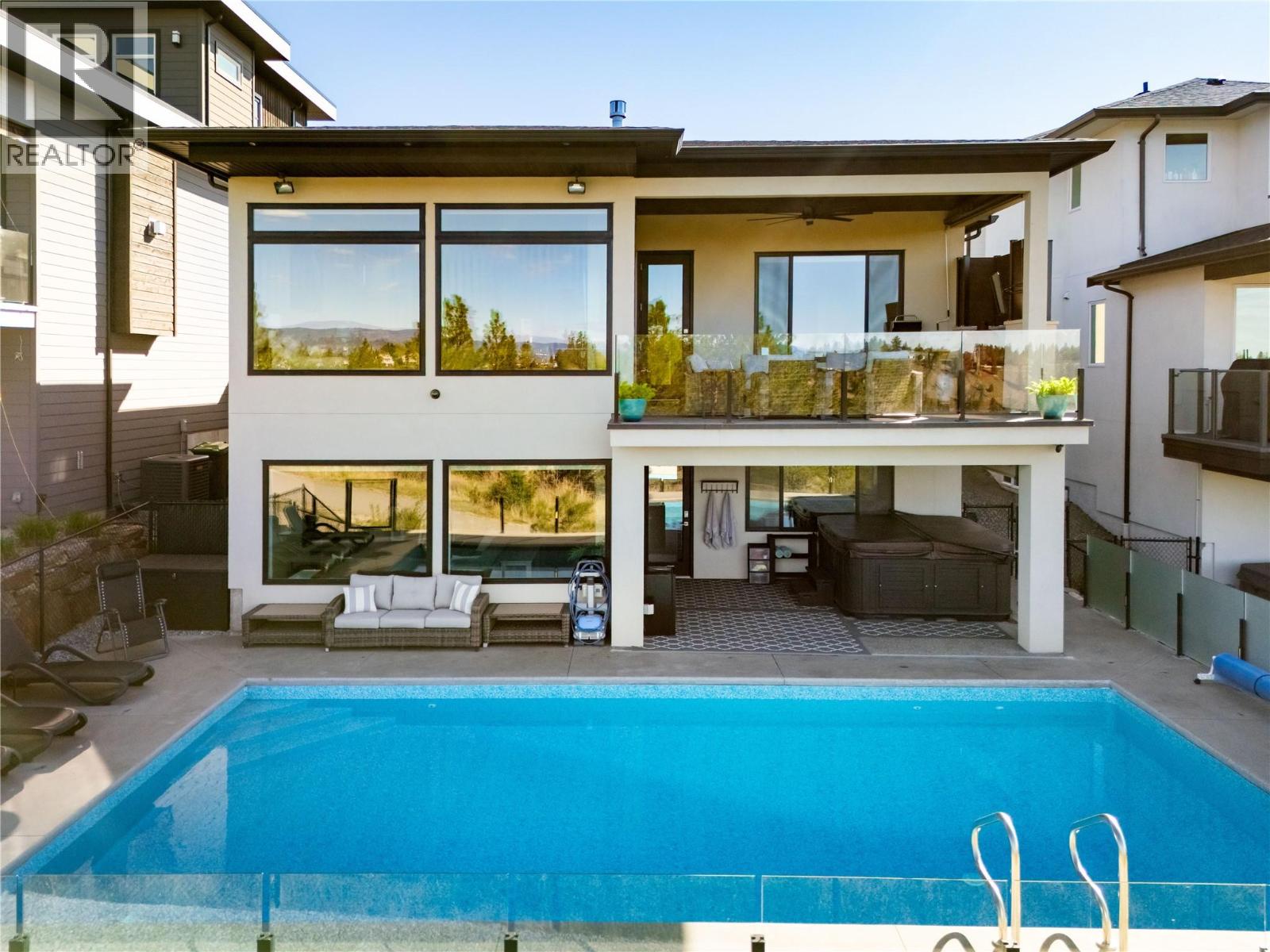  1180 Goldfinch Place, Kelowna