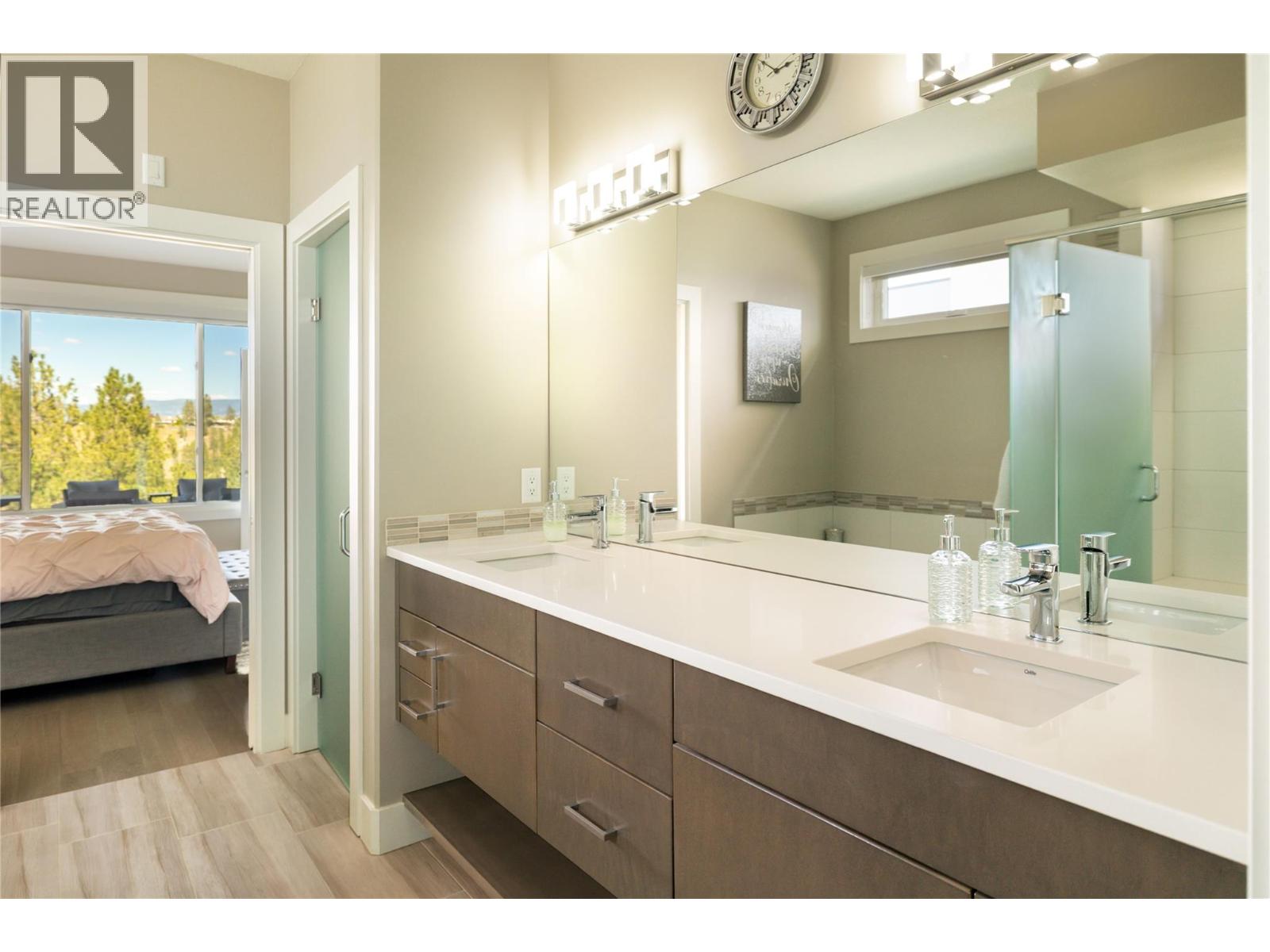  1180 Goldfinch Place, Kelowna