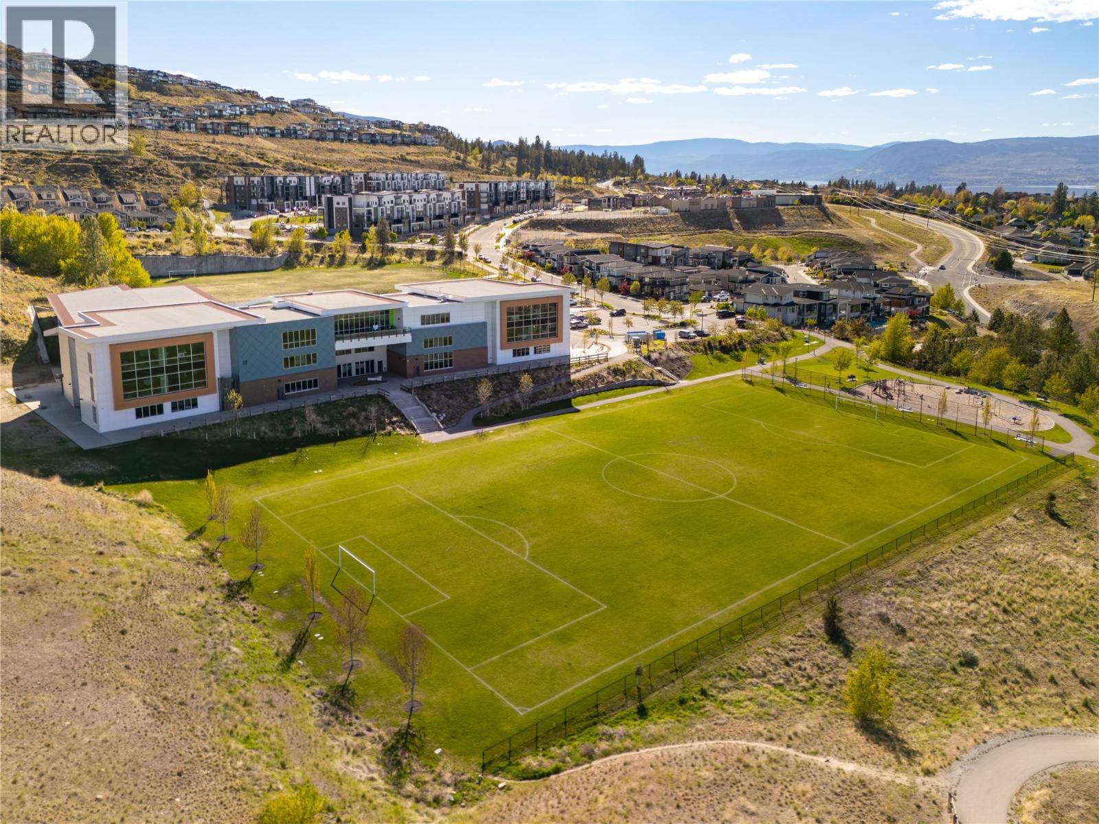  1180 Goldfinch Place, Kelowna