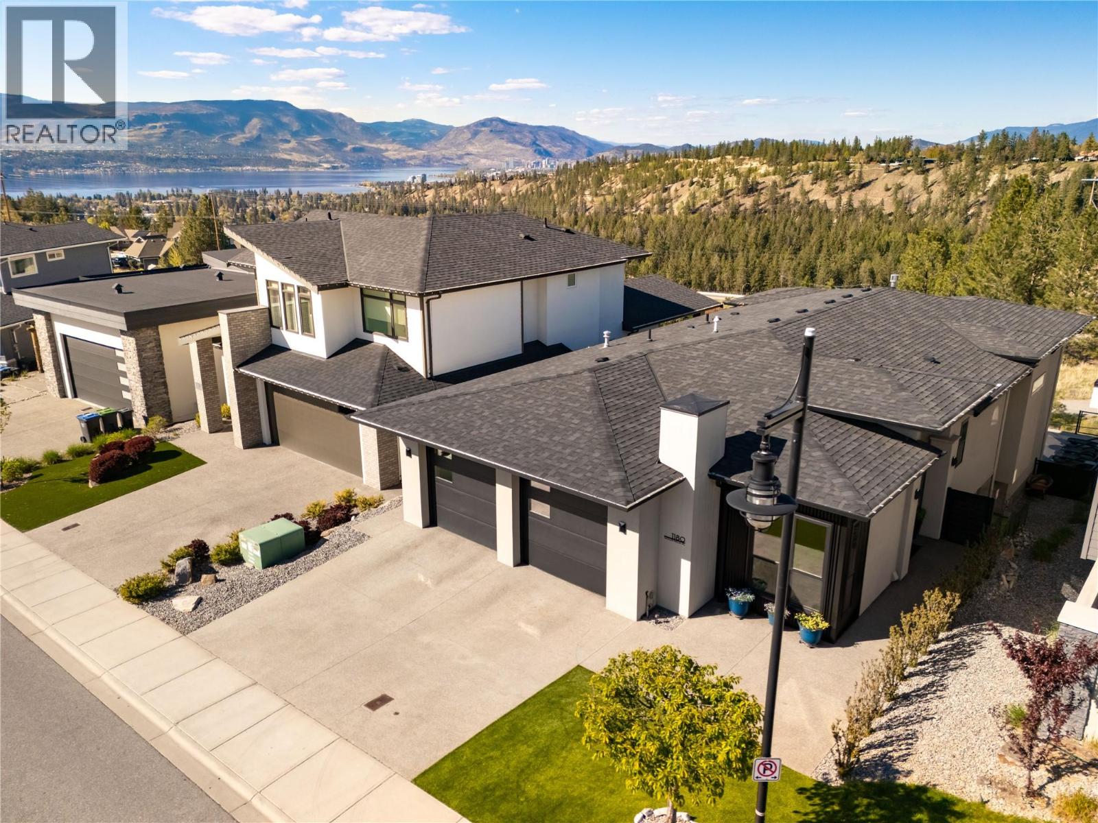  1180 Goldfinch Place, Kelowna