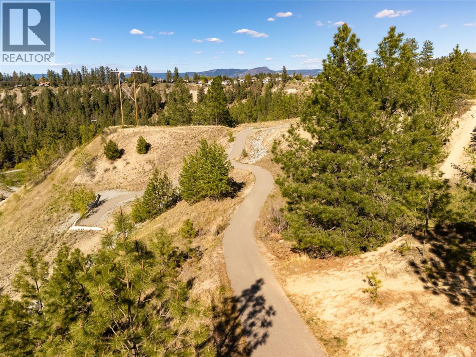  1180 Goldfinch Place, Kelowna