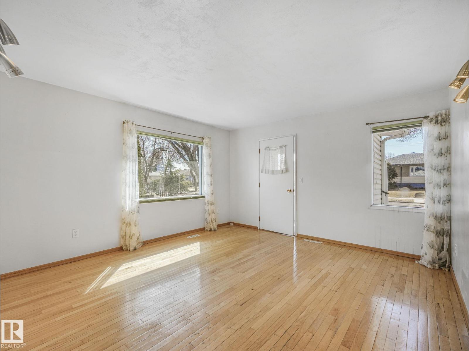 12245 96 ST NW, Edmonton