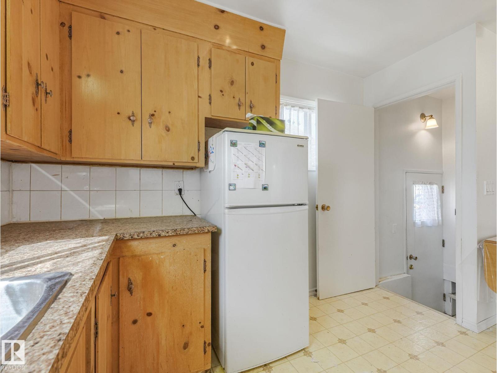 12245 96 ST NW, Edmonton