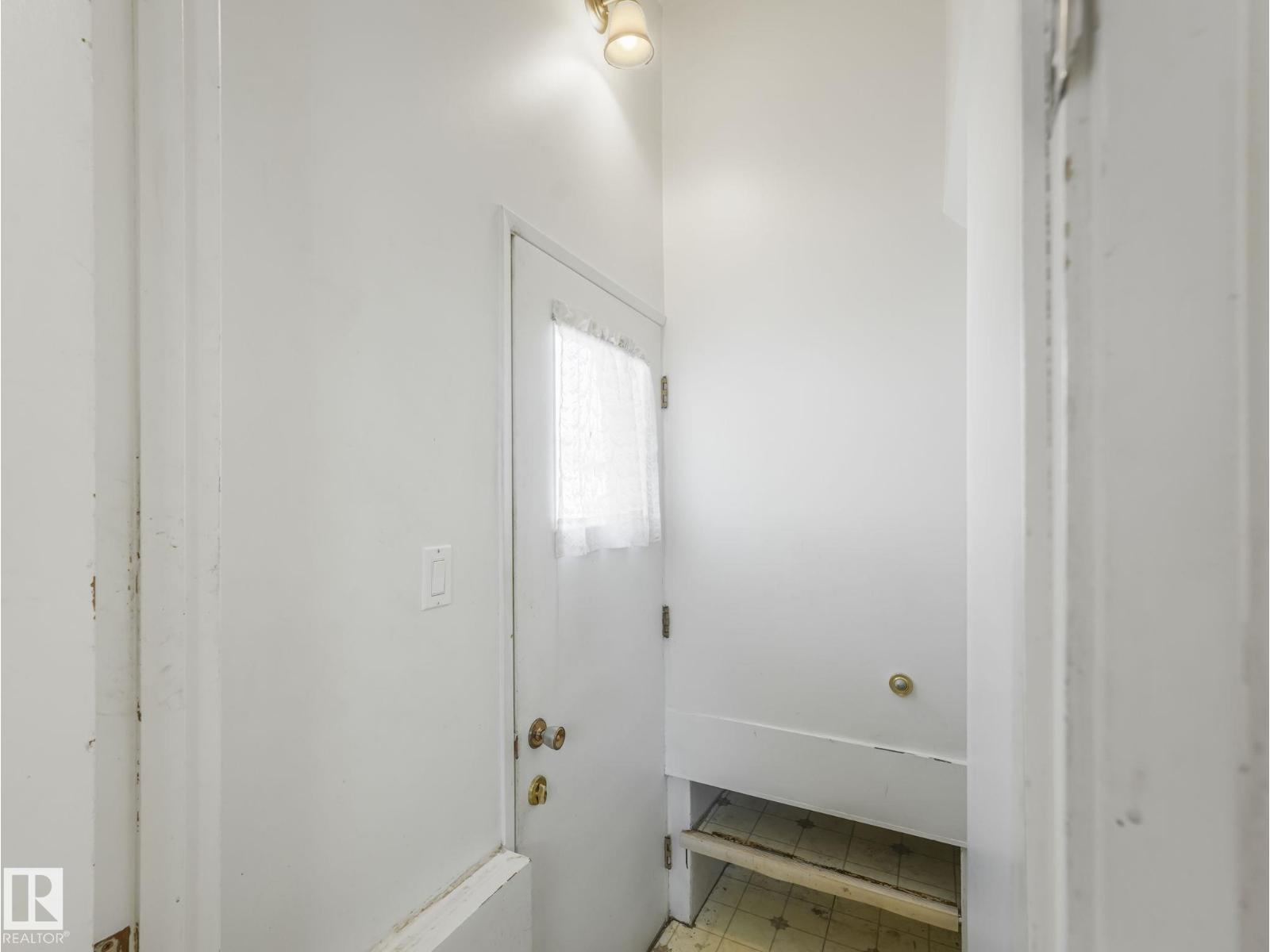 12245 96 ST NW, Edmonton