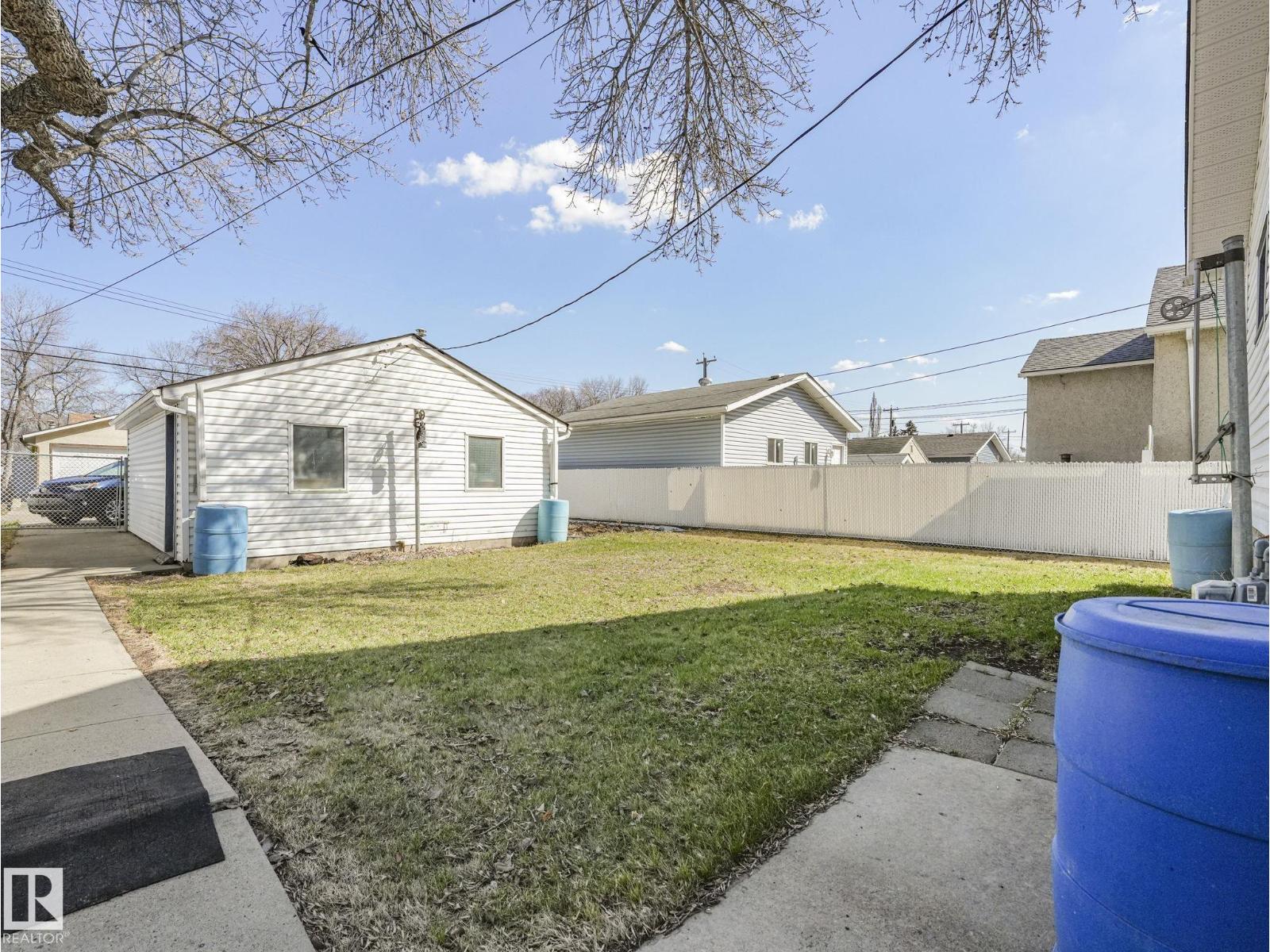 12245 96 ST NW - 6