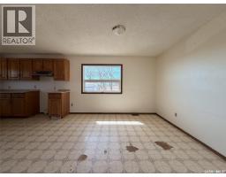 Enclosed porch - Eastend Wills Acreage, White Valley Rm No  49, SK S0N0T0 Photo 14