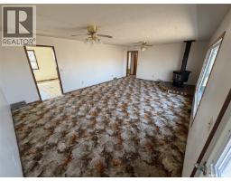 Kitchen - Eastend Wills Acreage, White Valley Rm No  49, SK S0N0T0 Photo 16