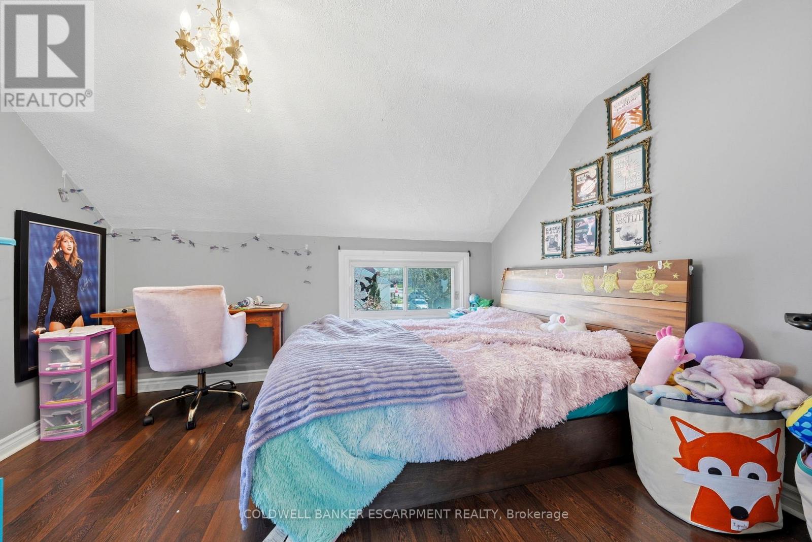 219 ARTHUR STREET - 30