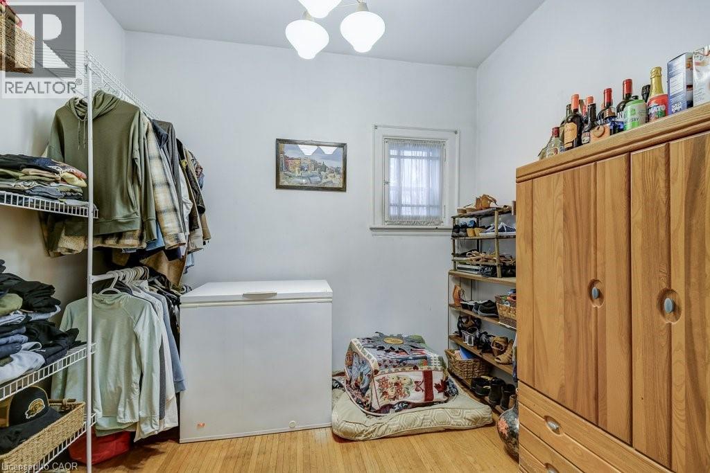 46 SHERMAN Avenue S - 13