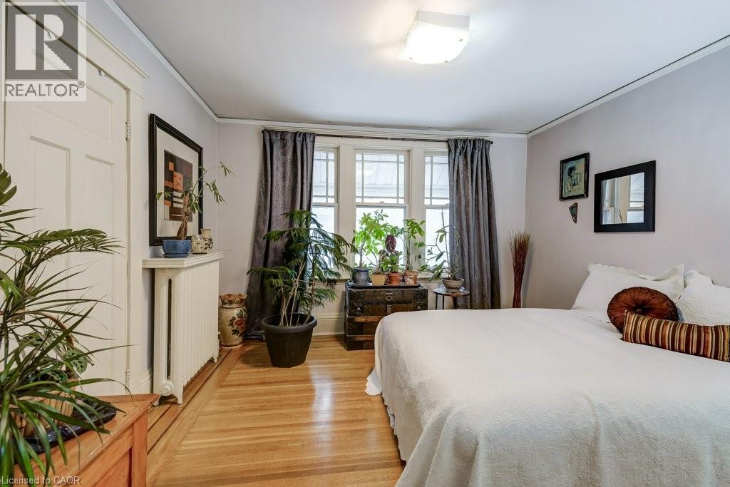46 SHERMAN Avenue S - 26