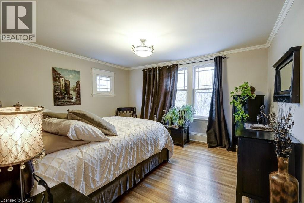 46 SHERMAN Avenue S - 28