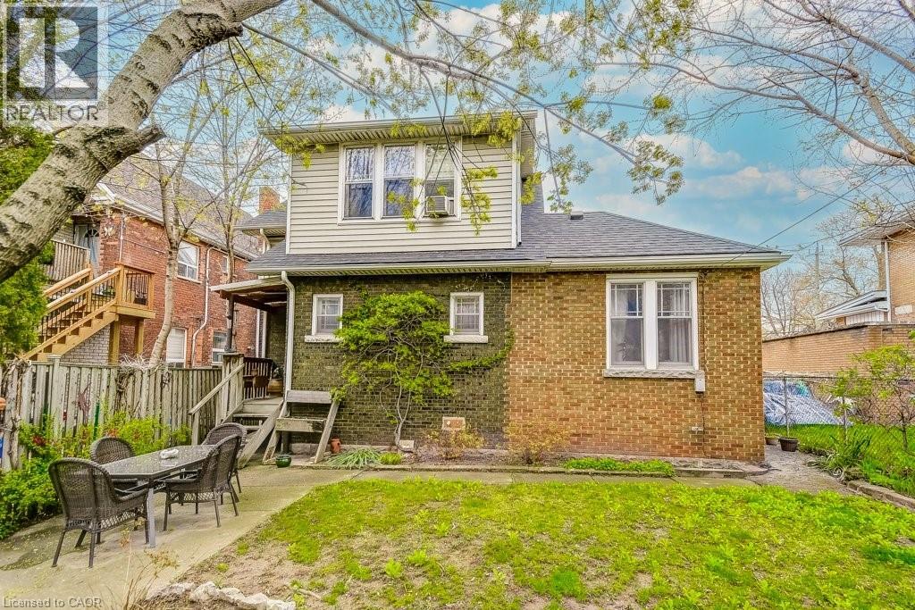 46 SHERMAN Avenue S - 36