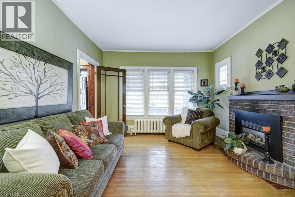 46 SHERMAN Avenue S - 8