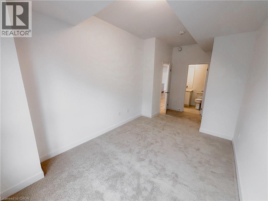 25 PALACE Street Unit# P31, Kitchener, Ontario, N2E0L2 — Photo 24
