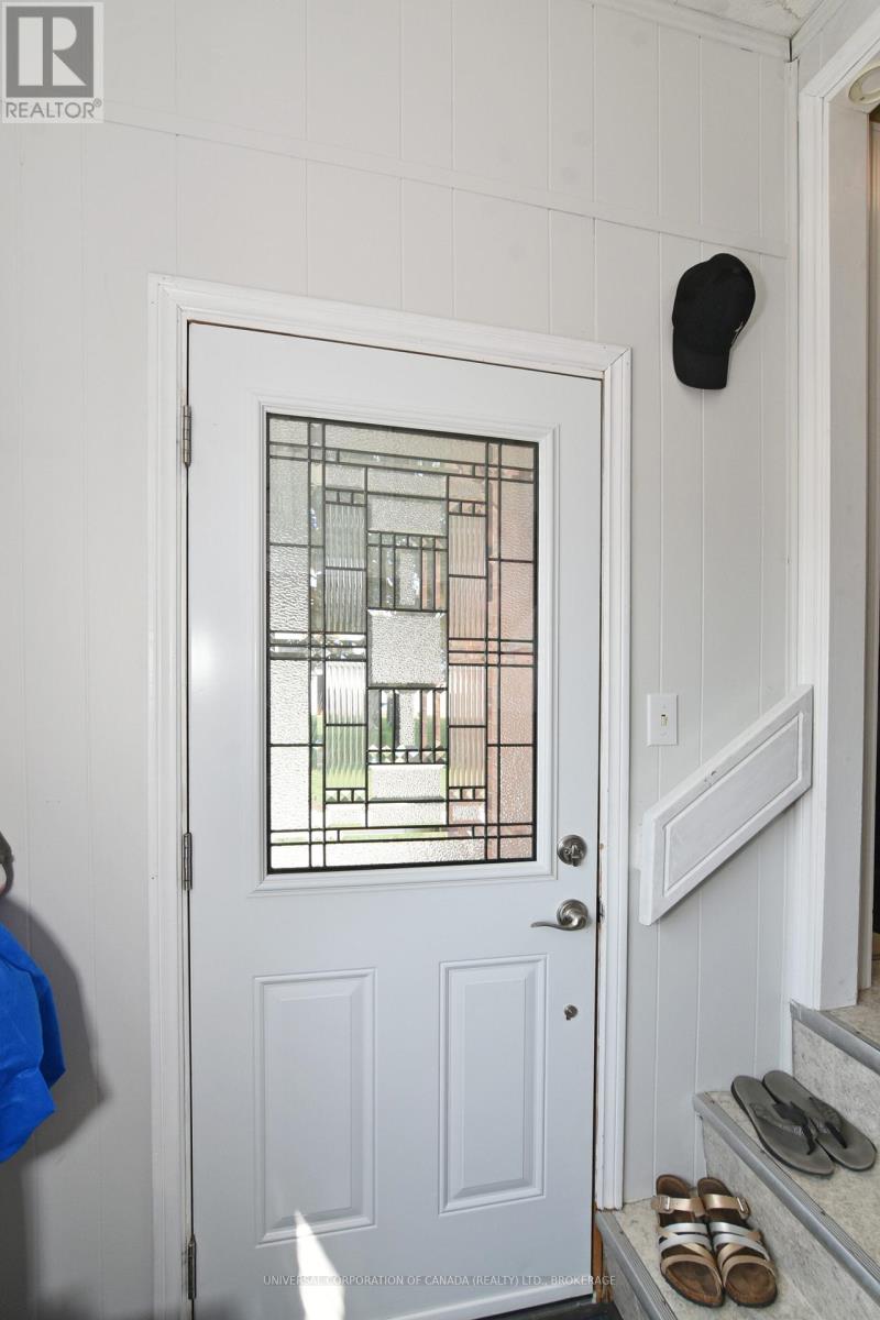 8483 IMPERIAL ROAD S - 19