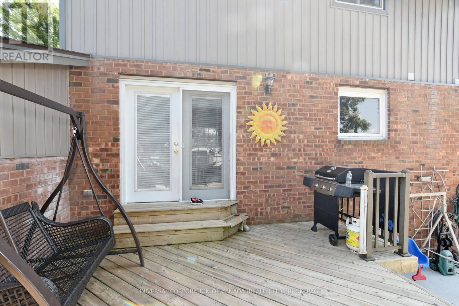 8483 IMPERIAL ROAD S - 37