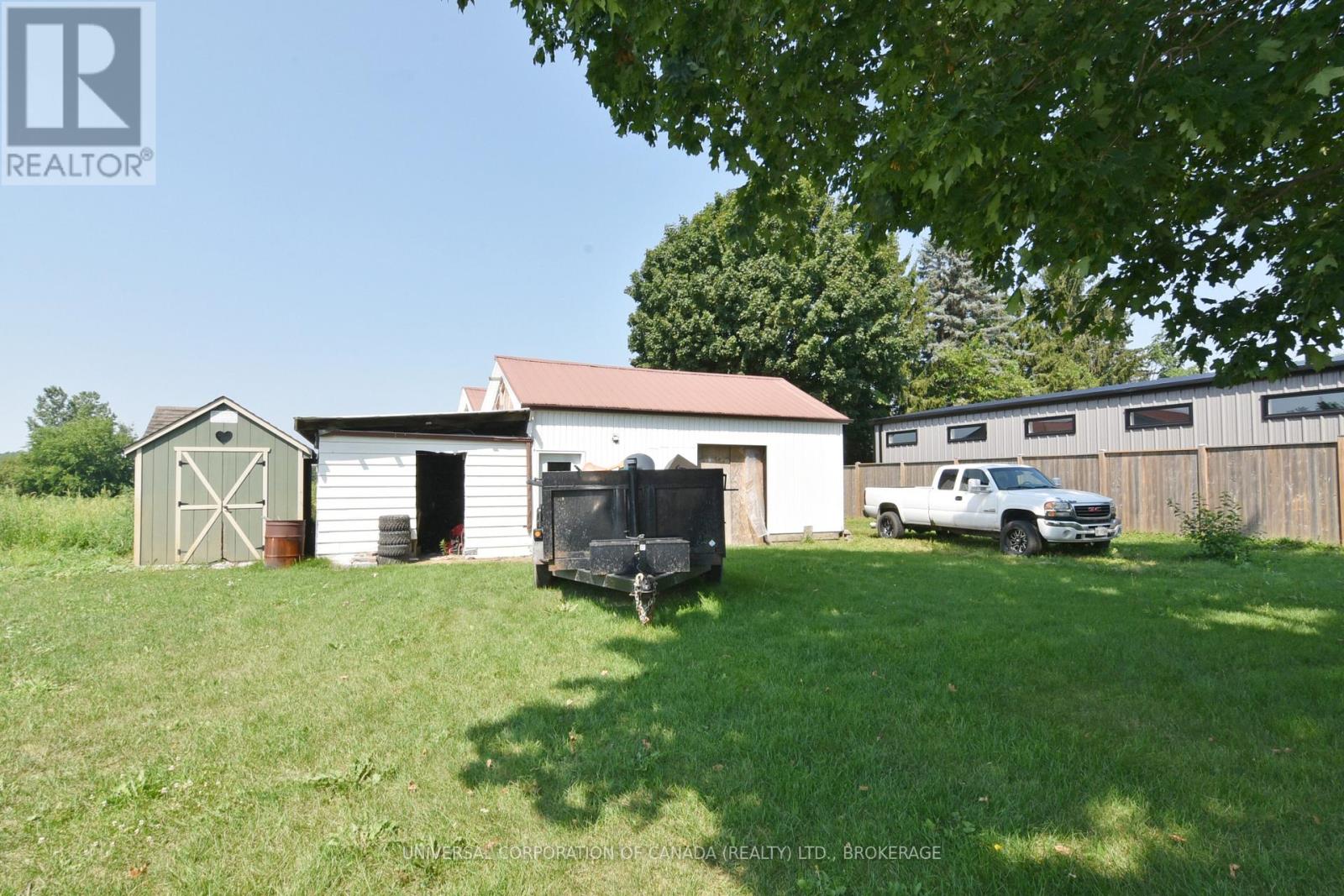 8483 IMPERIAL ROAD S - 40