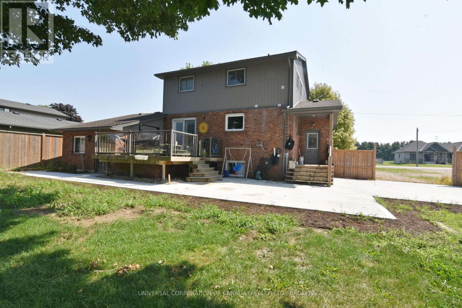 8483 IMPERIAL ROAD S - 41