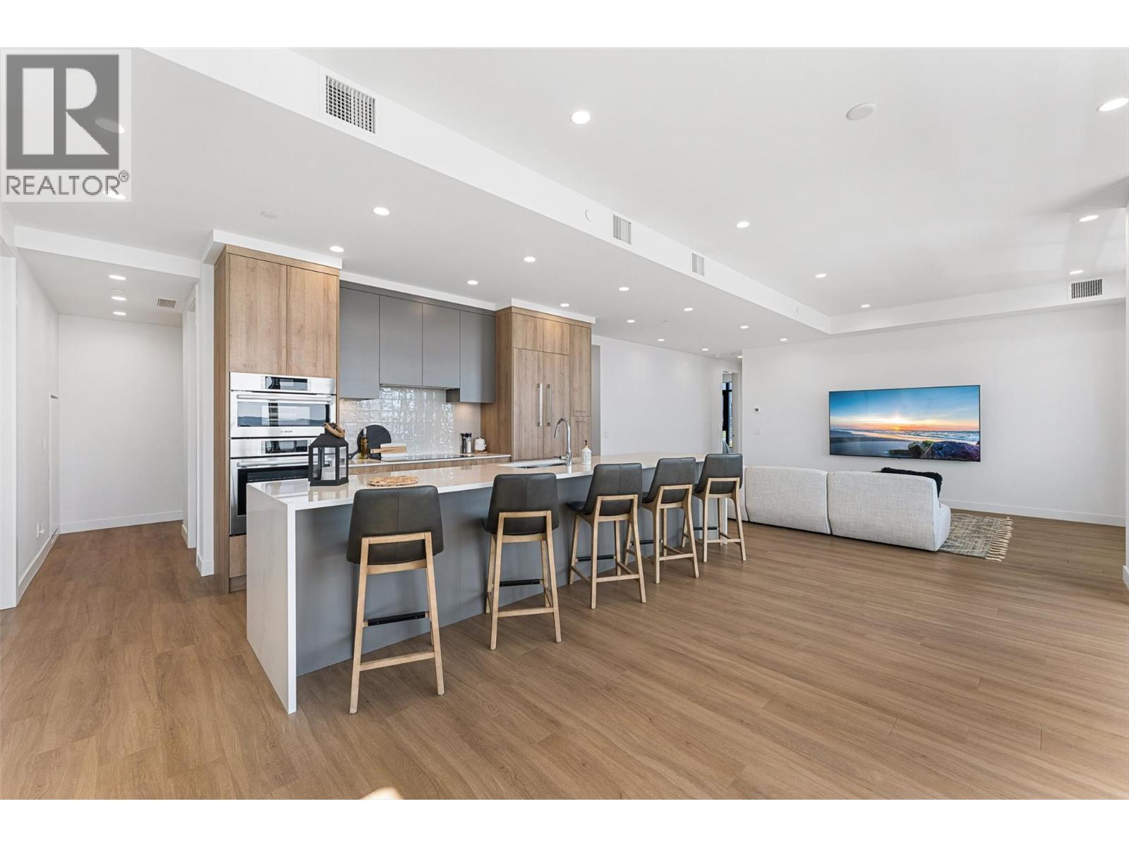 3699 Capozzi Road Unit# PH5, Kelowna