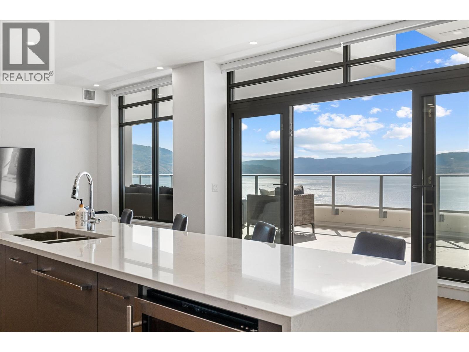 3699 Capozzi Road Unit# PH5, Kelowna