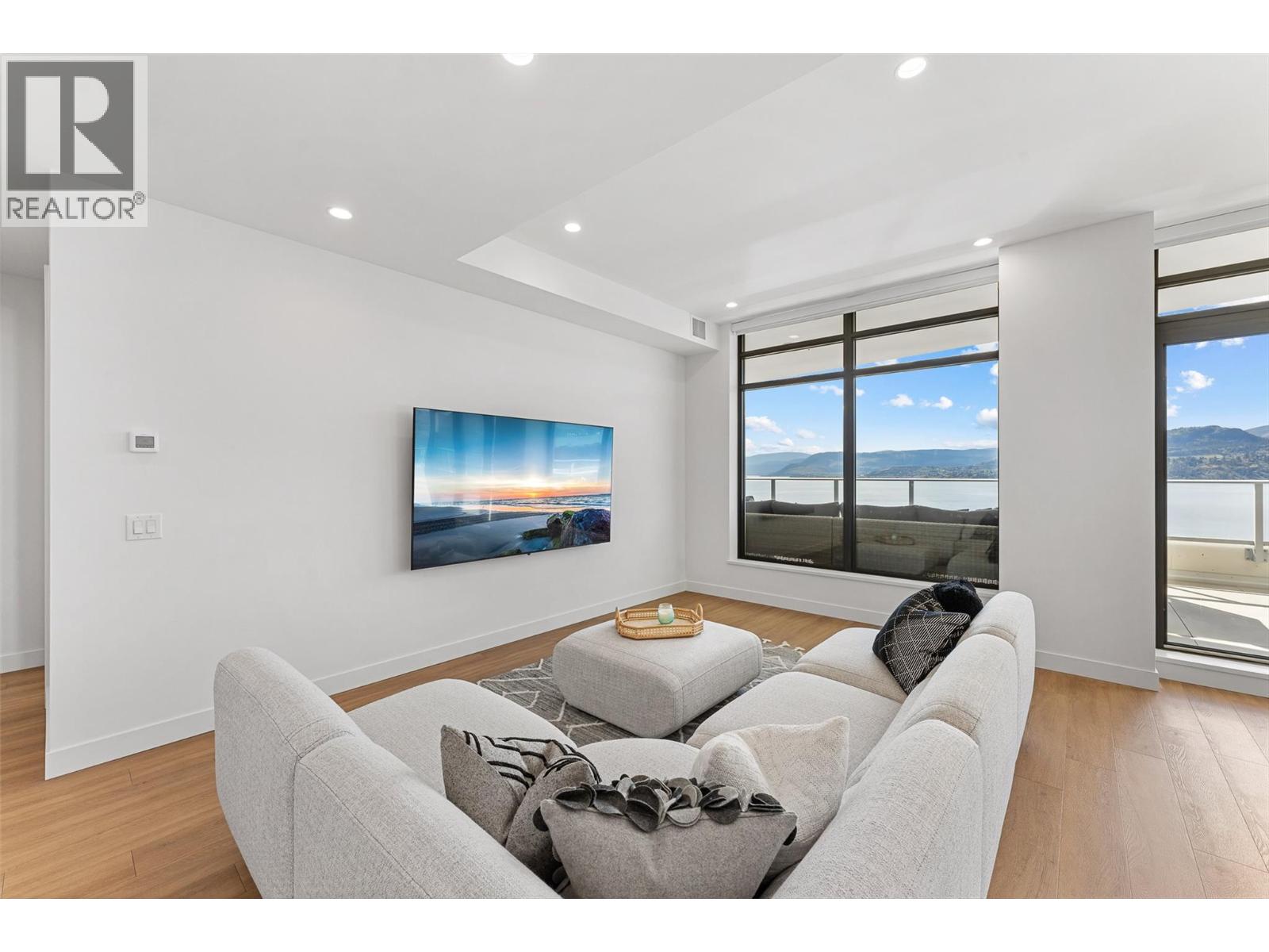 3699 Capozzi Road Unit# PH5, Kelowna