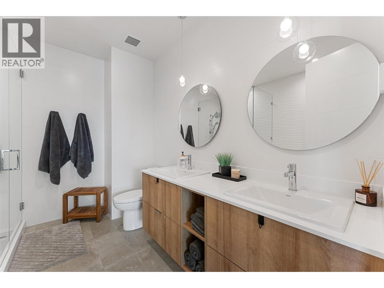 3699 Capozzi Road Unit# PH5, Kelowna