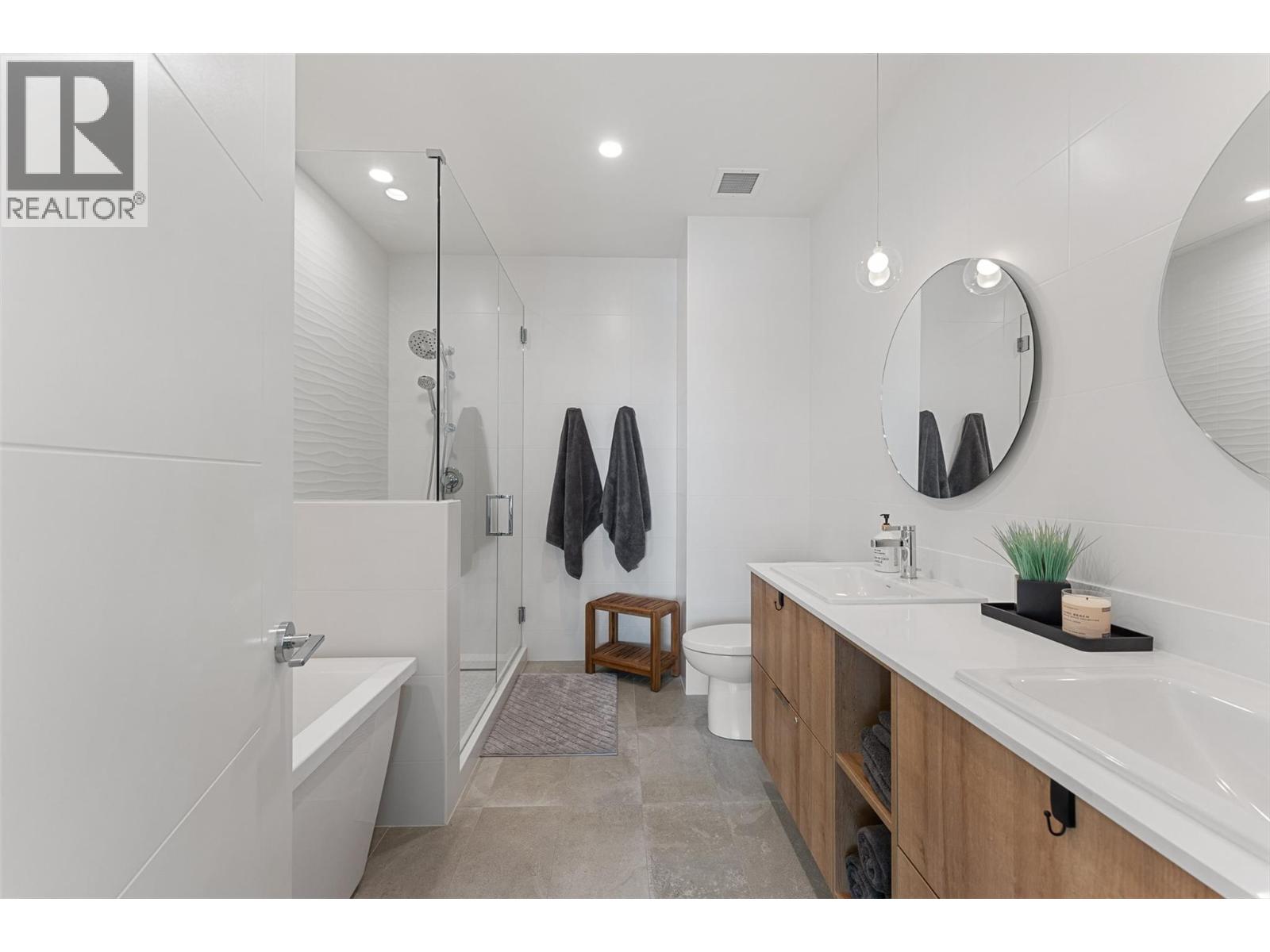 3699 Capozzi Road Unit# PH5, Kelowna