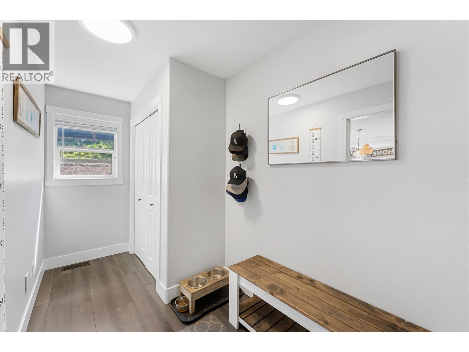  10453 Sherman Drive, Lake Country