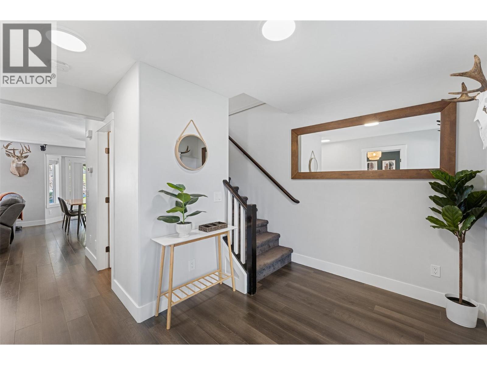  10453 Sherman Drive, Lake Country