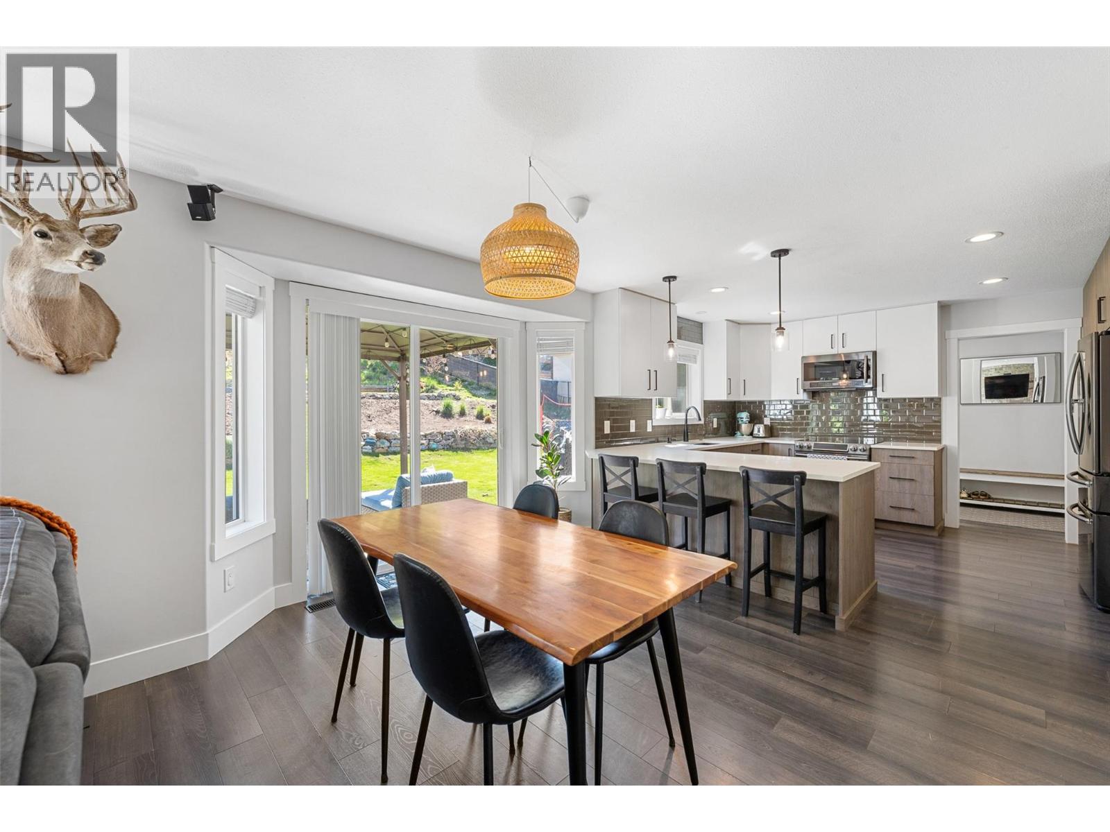  10453 Sherman Drive, Lake Country