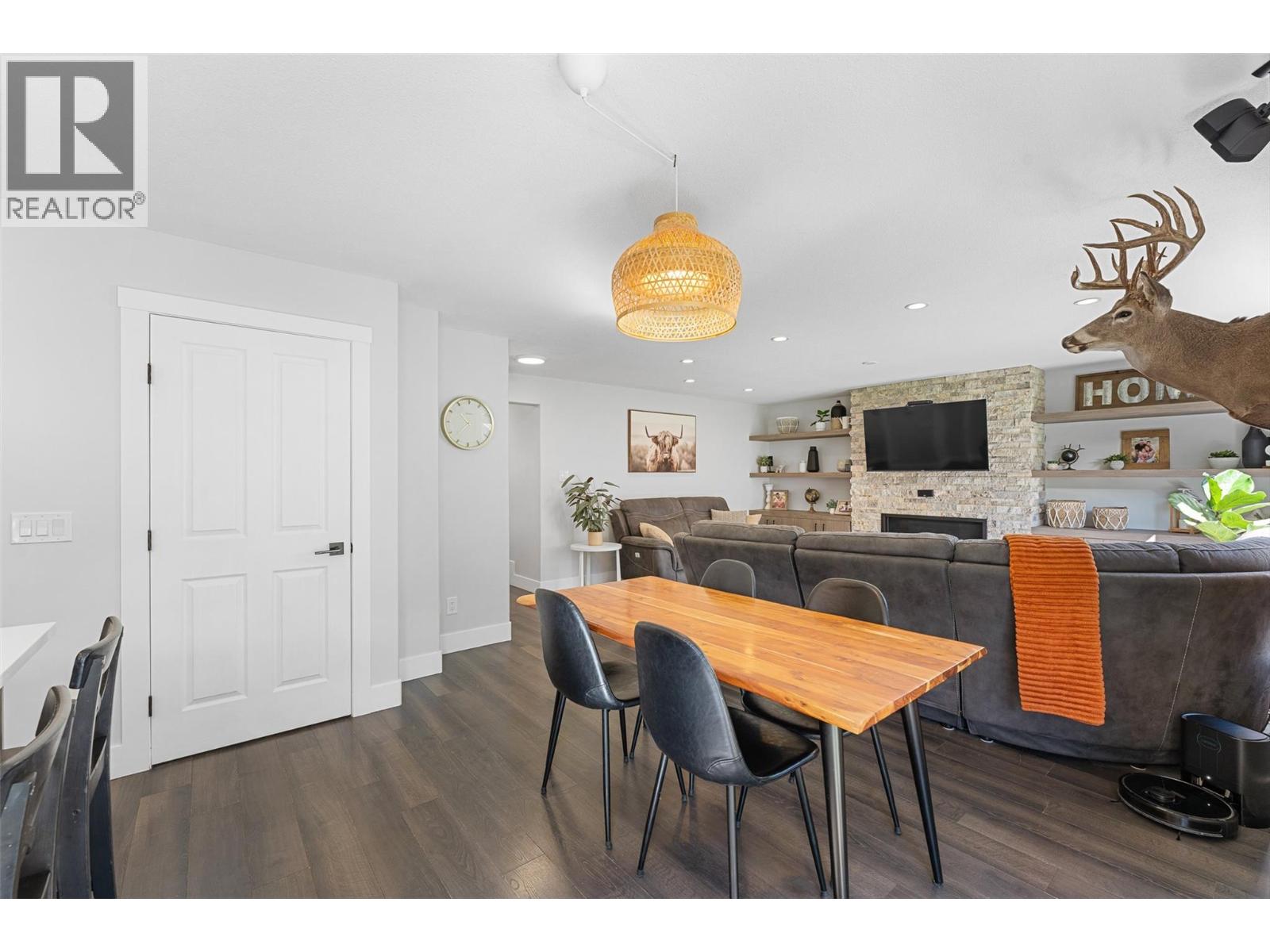  10453 Sherman Drive, Lake Country