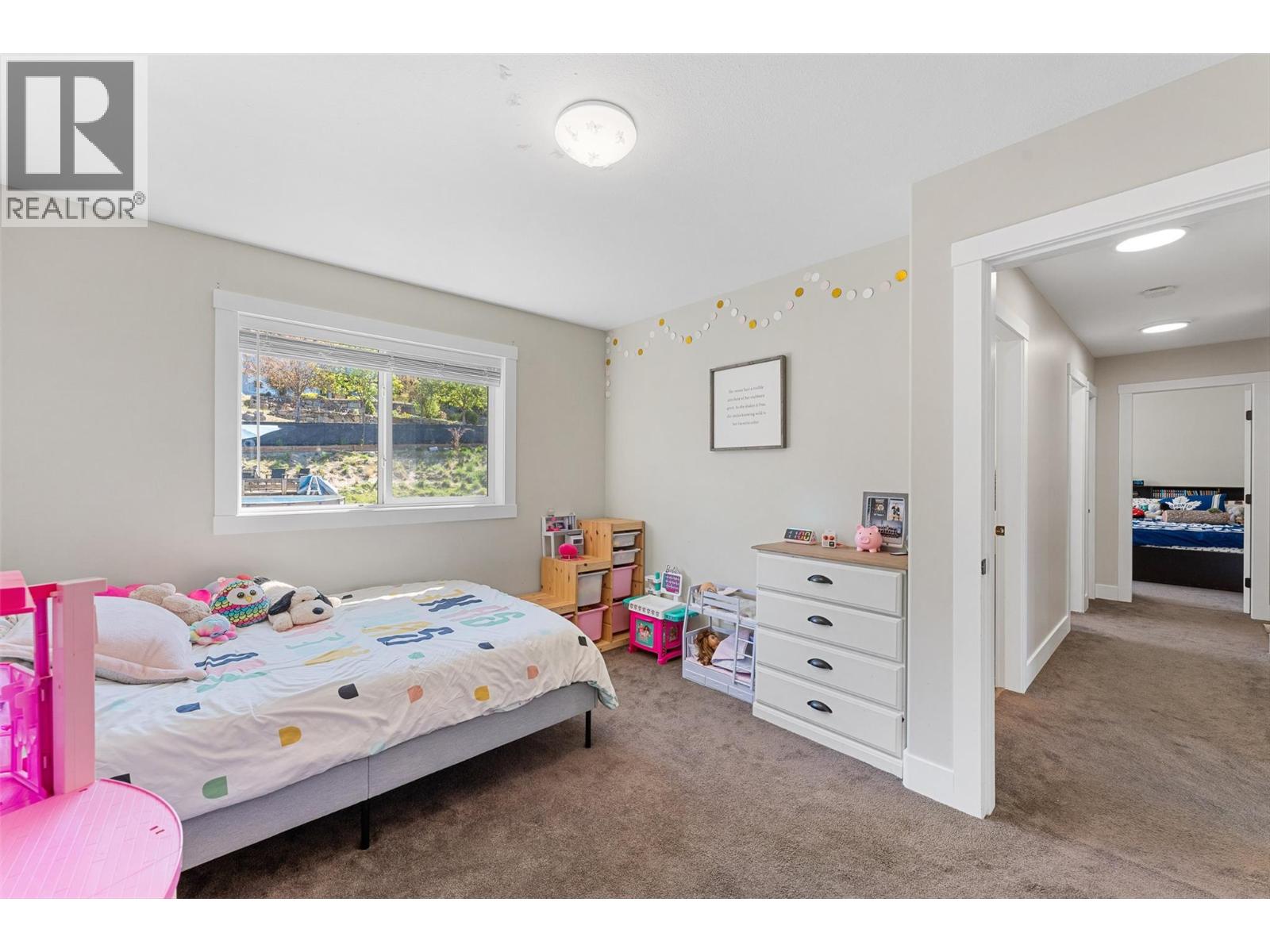  10453 Sherman Drive, Lake Country