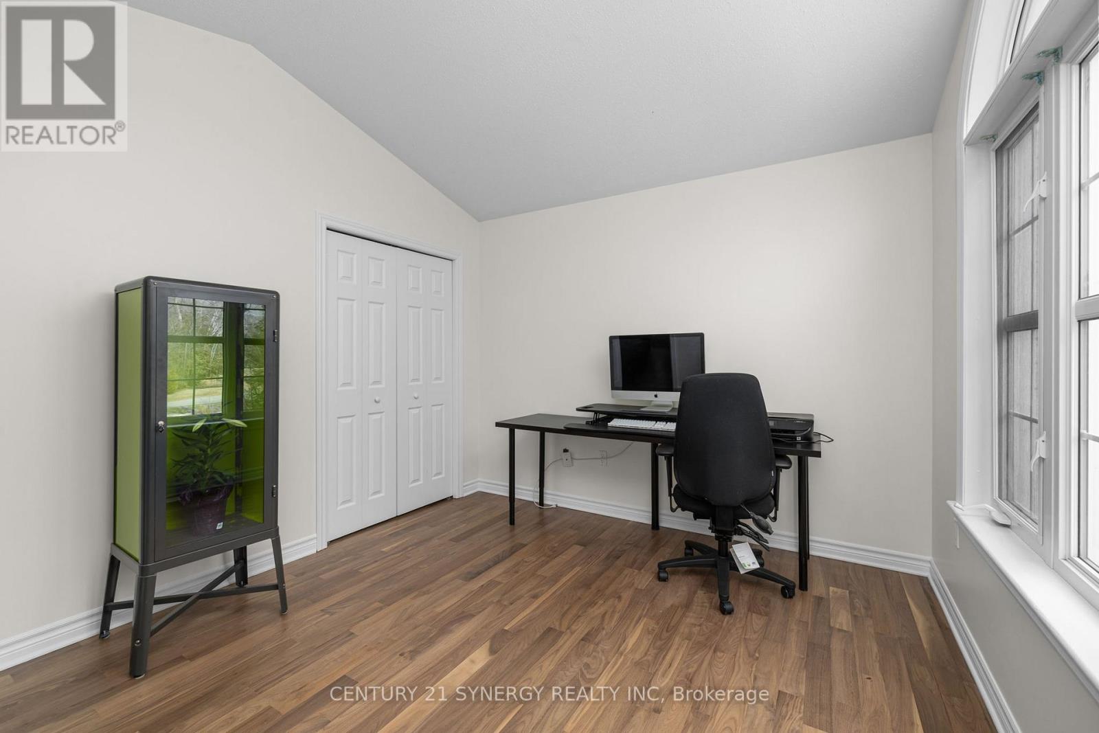 42 EMPRESS DRIVE - 31