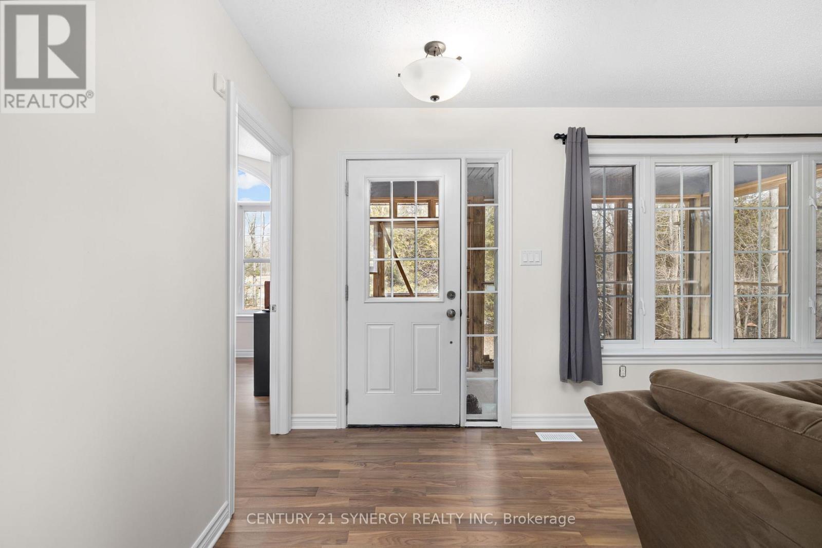 42 EMPRESS DRIVE - 5
