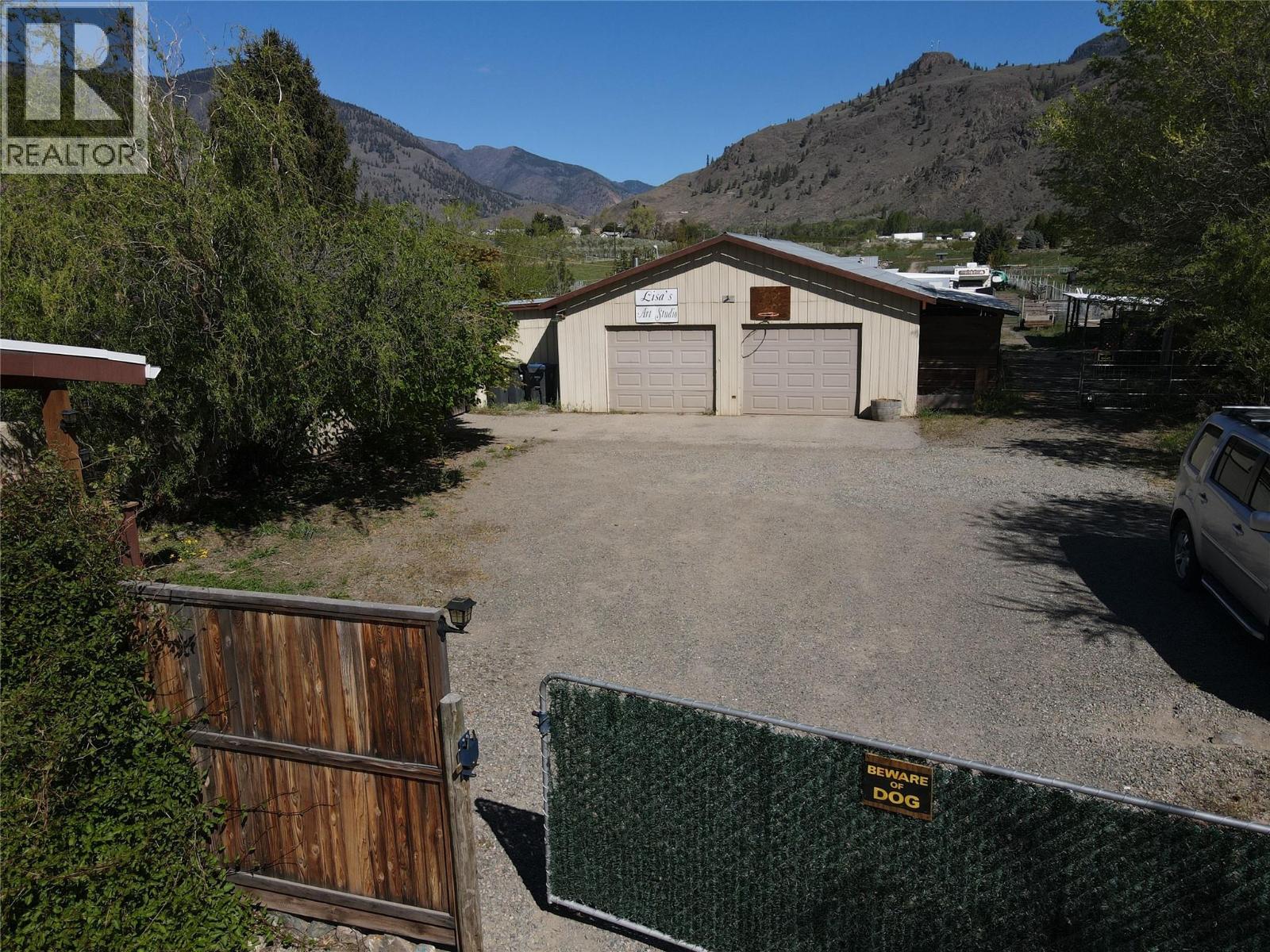 2626 Highway 3, Keremeos